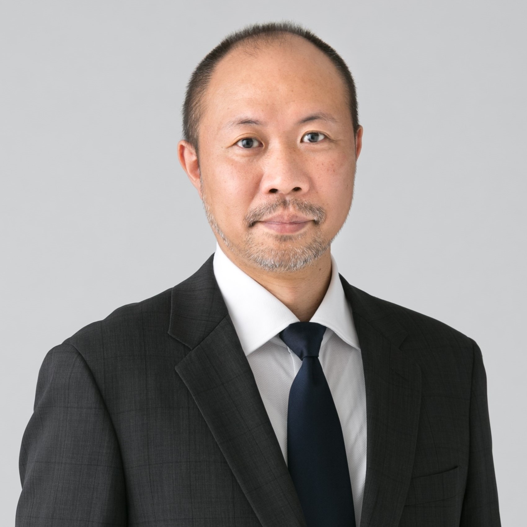 新山 雄俊